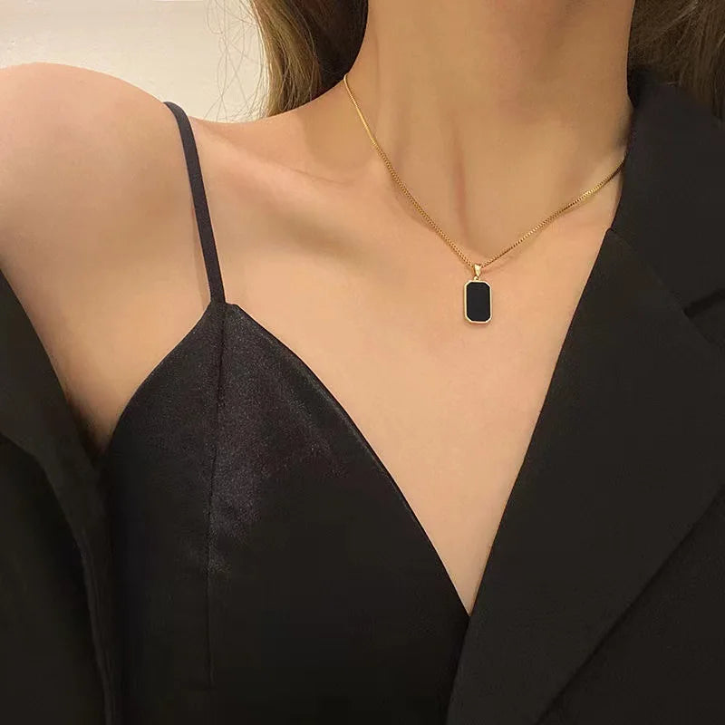 Fashion Square Necklace for Women Korean Black Geometric Pendant Necklace Collar Neck Gold Color Chain Charm Jewelry Party Gift